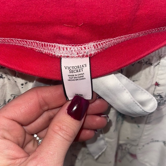 VICTORIA’S SECRET Red & White Cozy Holiday Pajama Set M - Picture 9 of 9